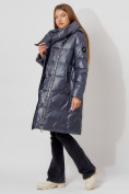 Оптом Пальто утепленное с капюшоном зимнее женское  темно-серого цвета 442185TC в Екатеринбурге, фото 8