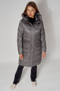 Оптом Пальто утепленное с капюшоном зимнее женское  серого цвета 442186Sr, фото 6