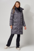 Оптом Пальто утепленное с капюшоном зимнее женское  темно-серого цвета 442186TC, фото 9