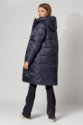 Оптом Пальто утепленное с капюшоном зимнее женское  темно-синего цвета 442186TS в Екатеринбурге, фото 4