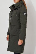 Оптом Пальто утепленное с капюшоном зимнее женское  темно-зеленого цвета 442187TZ в Екатеринбурге, фото 15