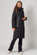 Оптом Пальто утепленное с капюшоном зимние женское  черного цвета 442189Ch в Казани, фото 2