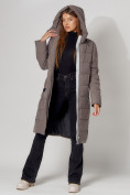 Оптом Пальто утепленное с капюшоном зимние женское  коричневого цвета 442189K в Казани, фото 13