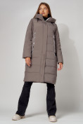 Оптом Пальто утепленное с капюшоном зимние женское  коричневого цвета 442189K в Казани, фото 4
