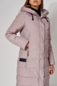 Оптом Пальто утепленное с капюшоном зимние женское  розового цвета 442189R в Казани, фото 7