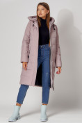 Оптом Пальто утепленное с капюшоном зимние женское  розового цвета 442189R в Казани, фото 8