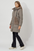 Оптом Пальто утепленное с капюшоном зимнее женское  коричневого цвета 442197K, фото 3