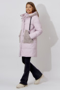 Оптом Пальто утепленное с капюшоном зимнее женское  розового цвета 442197R в Казани, фото 3