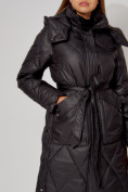 Оптом Пальто утепленное стеганое зимнее женское  черного цвета 448601Ch в Казани, фото 16