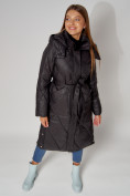 Оптом Пальто утепленное стеганое зимнее женское  черного цвета 448601Ch в Казани, фото 5