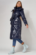 Оптом Пальто утепленное стеганое зимнее женское  темно-синего цвета 448601TS в Казани, фото 16