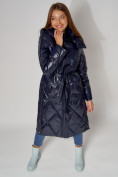 Оптом Пальто утепленное стеганое зимнее женское  темно-синего цвета 448601TS в Казани, фото 17