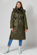 Оптом Пальто утепленное стеганое зимнее женское  темно-зеленого цвета 448601TZ в Казани