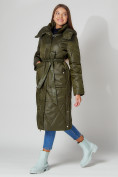 Оптом Пальто утепленное стеганое зимнее женское  темно-зеленого цвета 448601TZ в Казани, фото 2