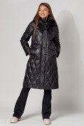 Оптом Пальто утепленное стеганое зимнее женское  черного цвета 448602Ch в Казани, фото 2