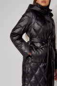 Оптом Пальто утепленное стеганое зимнее женское  черного цвета 448602Ch в Казани, фото 15