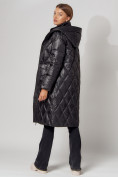 Оптом Пальто утепленное стеганое зимнее женское  черного цвета 448602Ch в Казани, фото 7