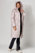 Оптом Пальто утепленное стеганое зимнее женское  розового цвета 448602R в Екатеринбурге, фото 9