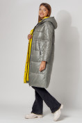 Оптом Пальто утепленное стеганое зимние женское  цвета хаки 448613Kh в Екатеринбурге, фото 3