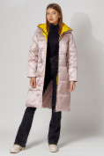 Оптом Пальто утепленное стеганое зимние женское  розового цвета 448613R в Екатеринбурге, фото 8