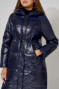 Оптом Пальто утепленное стеганое зимние женское  темно-синего цвета 448613TS, фото 11