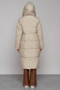 Оптом Пальто утепленное молодежное зимнее женское бежевого цвета 51119B в Перми, фото 10