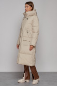 Оптом Пальто утепленное молодежное зимнее женское бежевого цвета 51119B в Омске, фото 14