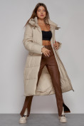 Оптом Пальто утепленное молодежное зимнее женское бежевого цвета 51119B в Омске, фото 3