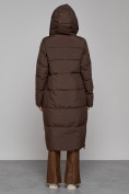 Оптом Пальто утепленное молодежное зимнее женское темно-коричневого цвета 51119TK в Перми, фото 4