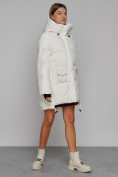 Оптом Зимняя женская куртка модная с капюшоном белого цвета 51122Bl в Екатеринбурге, фото 3