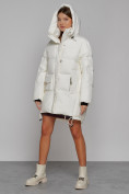 Оптом Зимняя женская куртка модная с капюшоном белого цвета 51122Bl в Казани, фото 6