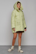 Оптом Зимняя женская куртка модная с капюшоном салатового цвета 51122Sl в Казани, фото 7
