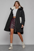 Оптом Пальто утепленное с капюшоном зимнее женское черного цвета 51128Ch в  Красноярске, фото 12