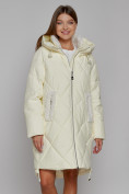 Оптом Пальто утепленное с капюшоном зимнее женское светло-желтого цвета 51128SJ, фото 14