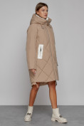 Оптом Пальто утепленное с капюшоном зимнее женское светло-коричневого цвета 51128SK, фото 3