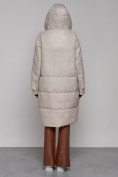 Оптом Пальто утепленное молодежное зимнее женское бежевого цвета 51131B в Астане, фото 4
