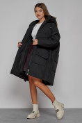 Оптом Пальто утепленное с капюшоном зимнее женское черного цвета 51139Ch в Омске, фото 15