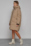 Оптом Пальто утепленное с капюшоном зимнее женское светло-коричневого цвета 51139SK, фото 2