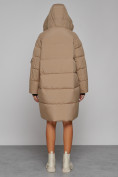 Оптом Пальто утепленное с капюшоном зимнее женское светло-коричневого цвета 51139SK, фото 4