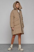 Оптом Пальто утепленное с капюшоном зимнее женское светло-коричневого цвета 51139SK, фото 6