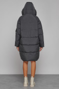 Оптом Пальто утепленное с капюшоном зимнее женское темно-серого цвета 51139TC, фото 4
