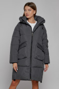 Оптом Пальто утепленное с капюшоном зимнее женское темно-серого цвета 51139TC в Сочи, фото 9