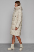 Оптом Пальто утепленное с капюшоном зимнее женское бежевого цвета 51155B в Перми, фото 2