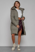 Оптом Пальто утепленное с капюшоном зимнее женское цвета хаки 51155Kh в Самаре, фото 12