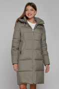 Оптом Пальто утепленное с капюшоном зимнее женское цвета хаки 51155Kh в  Красноярске, фото 9