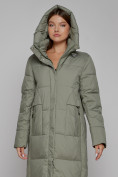 Оптом Пальто утепленное с капюшоном зимнее женское зеленого цвета 51156Z, фото 7