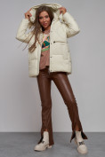 Оптом Зимняя женская куртка модная с капюшоном бежевого цвета 52302B в Екатеринбурге, фото 18