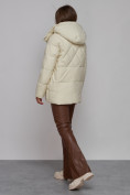 Оптом Зимняя женская куртка модная с капюшоном бежевого цвета 52302B в Казани, фото 4