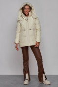 Оптом Зимняя женская куртка модная с капюшоном бежевого цвета 52302B в Казани, фото 6