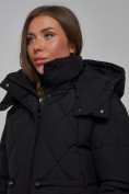 Оптом Зимняя женская куртка модная с капюшоном черного цвета 52302Ch в Екатеринбурге, фото 13